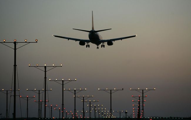 Авіакомпанія Qazaq Air зупинила польоти до Казані після ударів по НПЗ у Татарстані Авіакомпанія Qazaq Air зупинила польоти до Казані після ударів по НПЗ у Татарстані