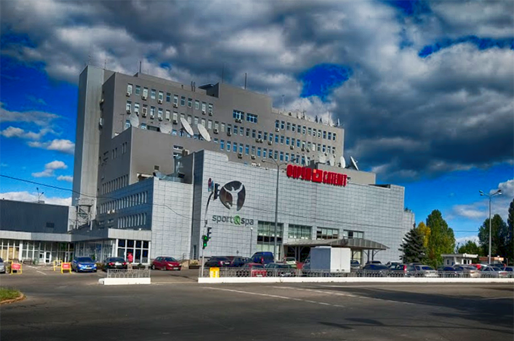 Діючий бізнес-центр Forum Satellite у Києві виставили на аукціон Діючий бізнес-центр Forum Satellite у Києві виставили на аукціон
