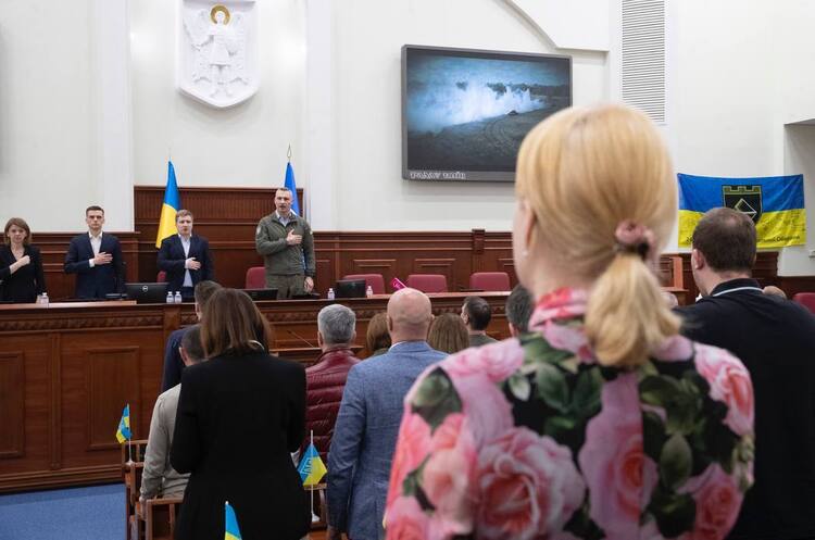 Київрада сьогодні виділить понад 1,5 млрд грн на ЗСУ – Кличко Київрада сьогодні виділить понад 1,5 млрд грн на ЗСУ – Кличко