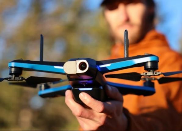 Skydio Американські малі безпілотники погано зарекомендували себе на полі бою в Україні