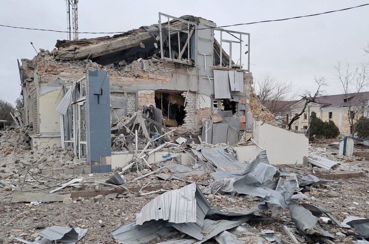 Наслідки ворожого обстрілу Берислава 23 січня 2024 року Окупанти 12000 разів атакували Херсонщину від початку 2024 року – Прокудін