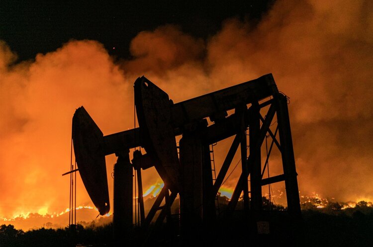 Світові ціни на нафту падають, оскільки Ізраїль вдало відбив атаки Ірану – експерти Світові ціни на нафту падають, оскільки Ізраїль вдало відбив атаки Ірану – експерти