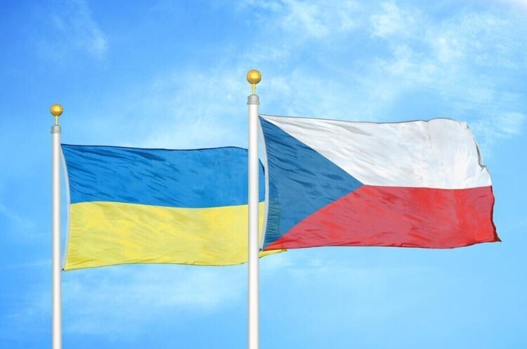 Чехія закликала Захід реагувати на російські атаки по Україні так само, як на іранські обстріли Ізраїлю Чехія закликала Захід реагувати на російські атаки по Україні так само, як на іранські обстріли Ізраїлю