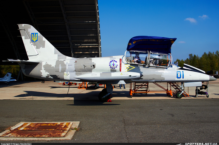 L-39 Albatros Литва передала Україні легкий штурмовик L-39 Albatros — розібраний