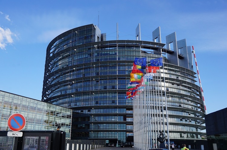 У ЄС продовжили пільгову торгівлю з Україною ще на рік – Європарламент У ЄС продовжили пільгову торгівлю з Україною ще на рік – Європарламент