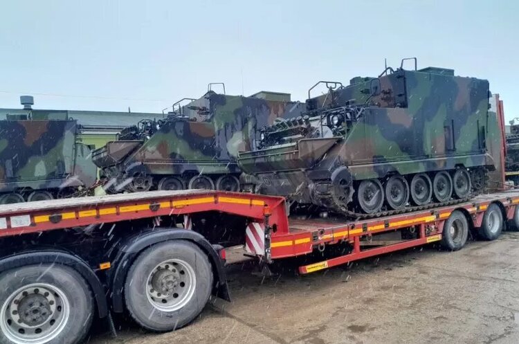 Литва передала Україні партію броньованих машин M577 – МО країни Литва передала Україні партію броньованих машин M577 – МО країни