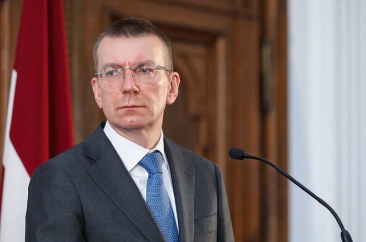 Президент Латвії: Переговори з Україною щодо вступу в ЄС «цілком реально» розпочати вже в червні Президент Латвії: Переговори з Україною щодо вступу в ЄС «цілком реально» розпочати вже в червні