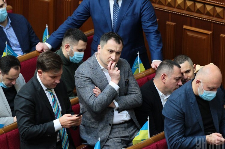 Рада звільнила міністра агрополітики Сольського, якого підозрюють у заволодінні землями на 300 млн грн Рада звільнила міністра агрополітики Сольського, якого підозрюють у заволодінні землями на 300 млн грн