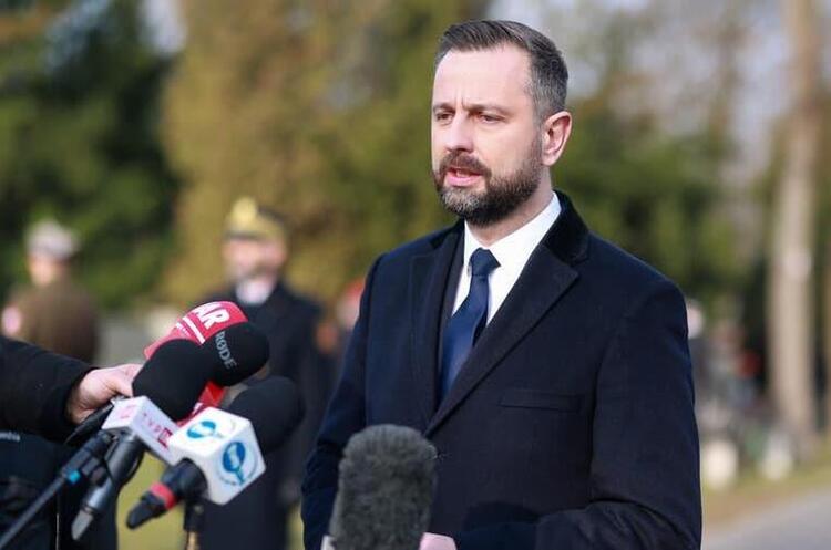 Владислав Косиняк-Камиш Польща має намір побудувати траншеї та бункери на кордоні з росією