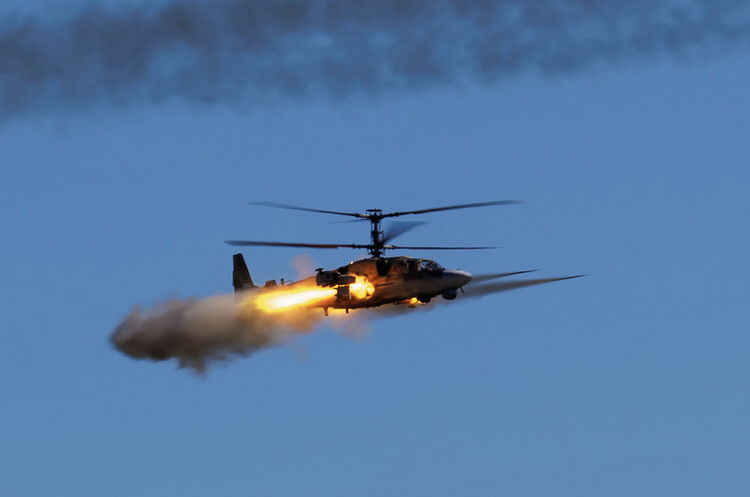 Оборонці збили дорогий російський гелікоптер Ка-52 Оборонці збили дорогий російський гелікоптер Ка-52