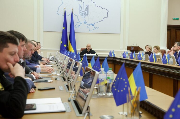 Кабмін призначив тимчасових керівників МінАПК та Мінінфраструктури – Гончаренко Кабмін призначив тимчасових керівників МінАПК та Мінінфраструктури – Гончаренко