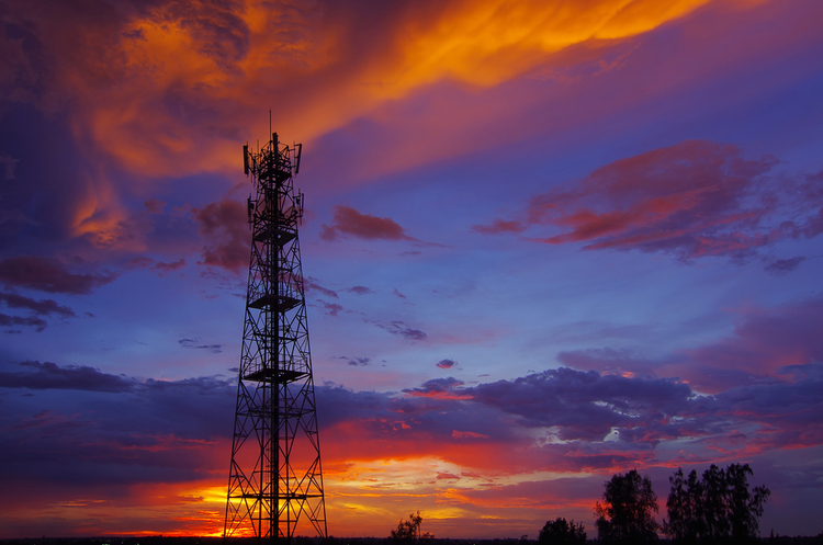  4G-: 5    2,9  