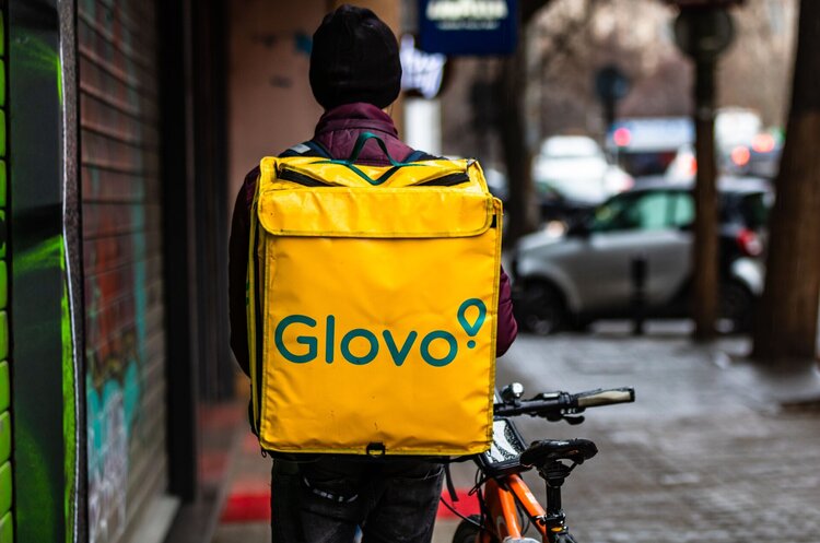 Glovo повідомила, кого зі співробітників планує забронювати від мобілізації Glovo повідомила, кого зі співробітників планує забронювати від мобілізації
