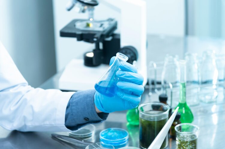 Фото: Рexels AstraZeneca інвестує $1,5 млрд у підприємство з випуску протипухлинних препаратів