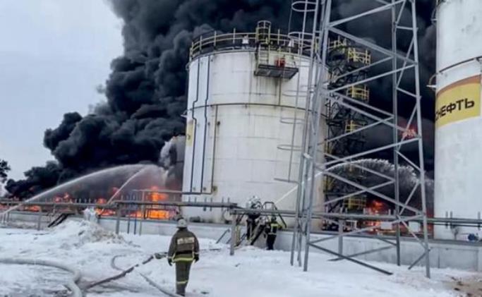 фото DR «Лукойл» перезапустив виробництво на Волгоградському НПЗ, зупиненому після атаки українського дрону