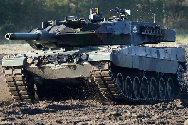 фото DR Іспанія передасть Україні нову партію танків Leopard