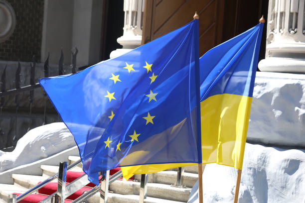Україна та ЄС розпочнуть перемовини про вступ 25 червня – Politico Україна та ЄС розпочнуть перемовини про вступ 25 червня – Politico
