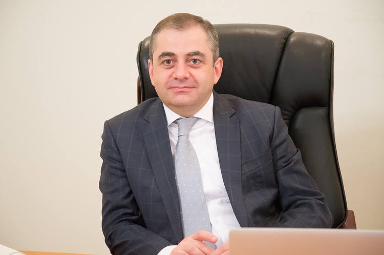 Першого заступника директора НАБУ Углаву усунули через скандал із витоком інформації Першого заступника директора НАБУ Углаву усунули через скандал із витоком інформації