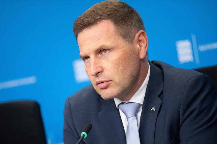 ЄС має збільшити підготовку військових з України до 100 000 – очільник МО Естонії ЄС має збільшити підготовку військових з України до 100 000 – очільник МО Естонії