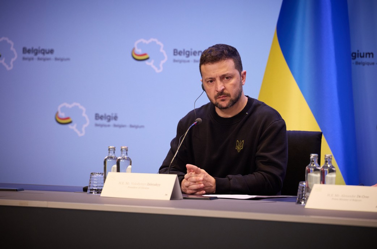 Зеленський приїде у Францію на зустріч із главами європейських держав Зеленський приїде у Францію на зустріч із главами європейських держав