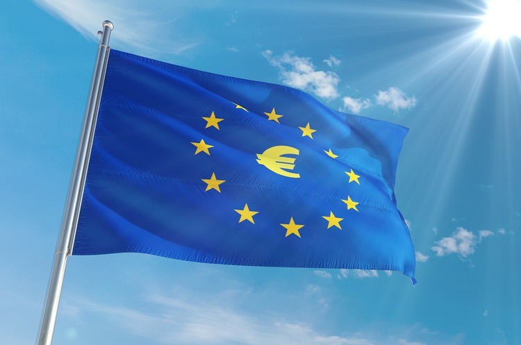 Єврокомісія у червні порекомендує розпочати з Україною переговори про вступ до ЄС – FT Єврокомісія у червні порекомендує розпочати з Україною переговори про вступ до ЄС – FT