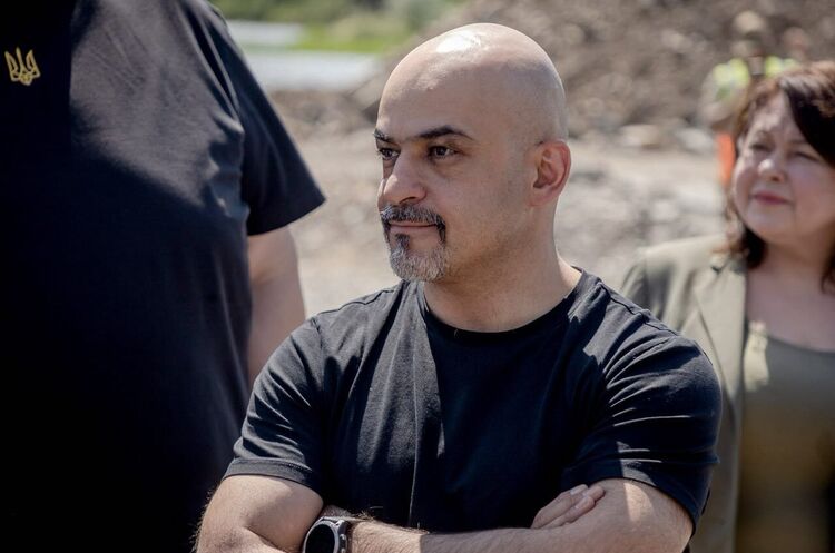 Кабмін звільнив Мустафу Найєма з посади голови Агентства відновлення Кабмін звільнив Мустафу Найєма з посади голови Агентства відновлення