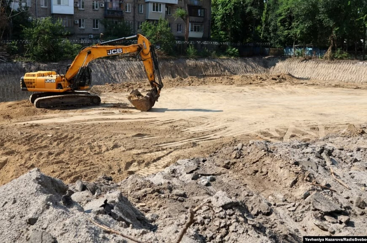 У Запоріжжі почали будувати підземні школи для захисту від російських обстрілів У Запоріжжі почали будувати підземні школи для захисту від російських обстрілів