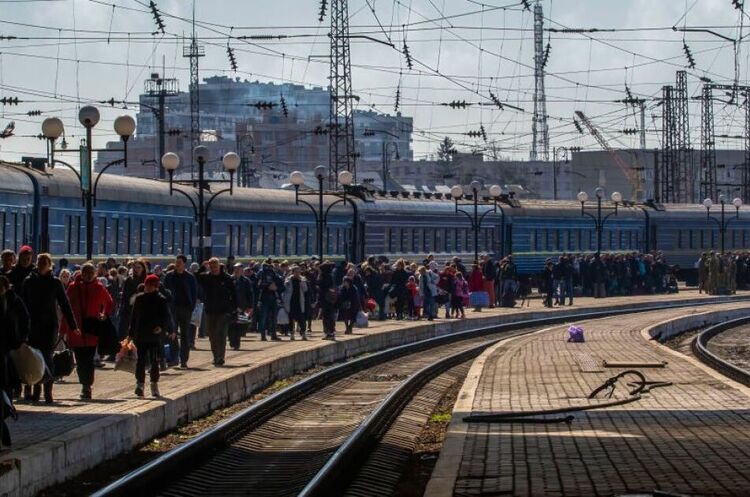 Іспанія допоможе «Укрзалізниці» впровадити потяги з адаптацією до різних колій Іспанія допоможе «Укрзалізниці» впровадити потяги з адаптацією до різних колій