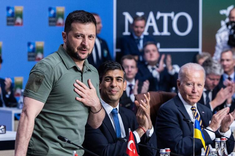 фото Офіційний сайт Президента України NYT: НАТО на саміті запропонує Україні нову штаб-квартиру для управління військовою допомогою