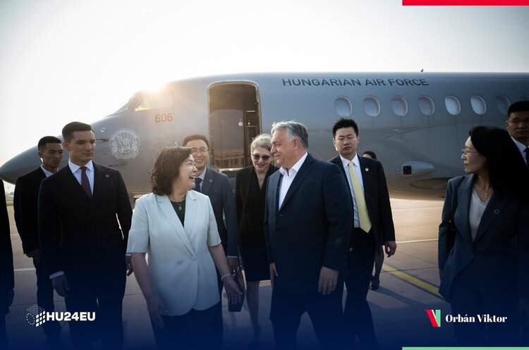 @PM_ViktorOrban Прем'єр Угорщини Віктор Орбан приїхав у Китай на зустріч із Сі Цзіньпіном