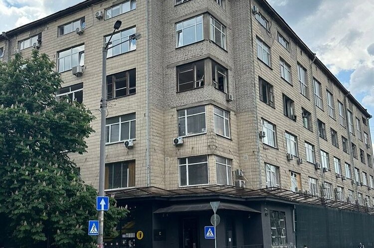 У Києві на продаж виставили майно підприємства, що виготовляло обладнання для військових літаків У Києві на продаж виставили майно підприємства, що виготовляло обладнання для військових літаків