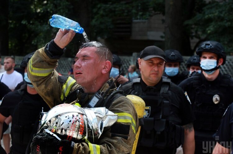 «Пекельне літо»: чому світ накрила спека та як вона впливає на людей «Пекельне літо»: чому світ накрила спека та як вона впливає на людей