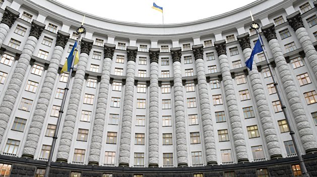 Уряд схвалив залучення $385 млн на поліпшення освіти Уряд схвалив залучення $385 млн на поліпшення освіти