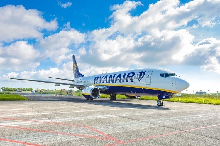 Ryanair прогнозує суттєве зниження цін на авіаквитки влітку Ryanair прогнозує суттєве зниження цін на авіаквитки влітку