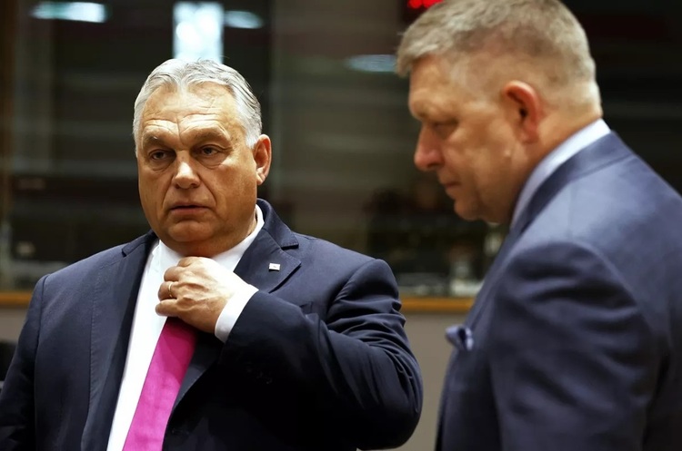 Прем'єр-міністр Угорщини Віктор Орбан і прем'єр Словаччини Роберт Фіцо Кінець «Дружби»: чому Угорщині та Словаччині так «болить» блокування постачань російської нафти