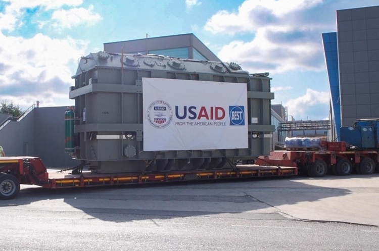 США закупили 18 автотрансформаторів для України – Бріджит Брінк