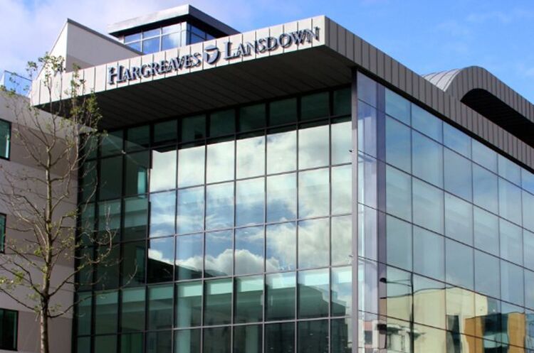 Одну з найбільших фінансових компаній Великої Британії купують приблизно за £5,4 млрд Одну з найбільших фінансових компаній Великої Британії купують приблизно за £5,4 млрд