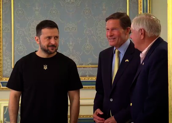 фото Офіційний сайт Президента України Зеленський зустрівся із сенаторами США, вони пообіцяли переконати Байдена надати Україні дозвіл на удари по росії