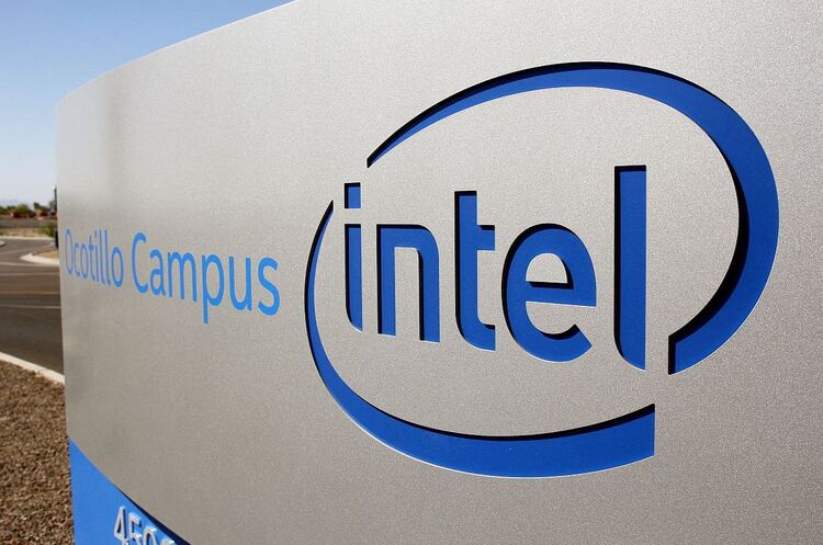Intel продала весь свій пакет акцій британського розробника процесорів Arm
