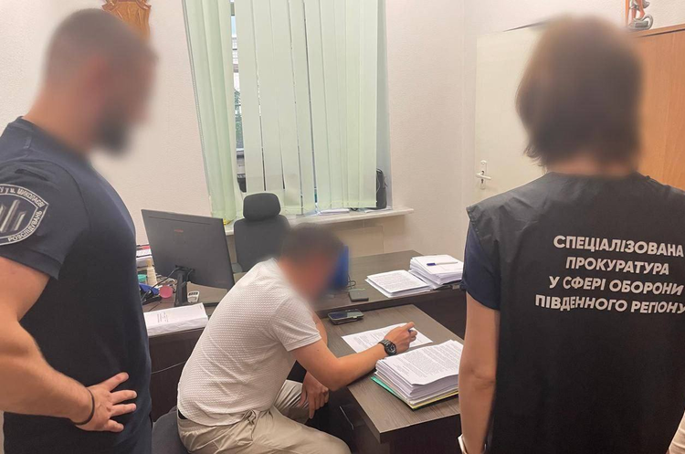 Ексчиновника Херсонської ОВА підозрюють у завданні державі збитків майже на 19 млн грн Ексчиновника Херсонської ОВА підозрюють у завданні державі збитків майже на 19 млн грн