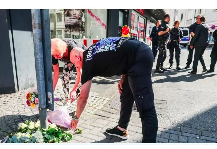 фото Christoph Reichwein/dpa/picture alliance «Ісламська держава» взяла на себе відповідальність за ножовий теракт у німецькому Золінгені
