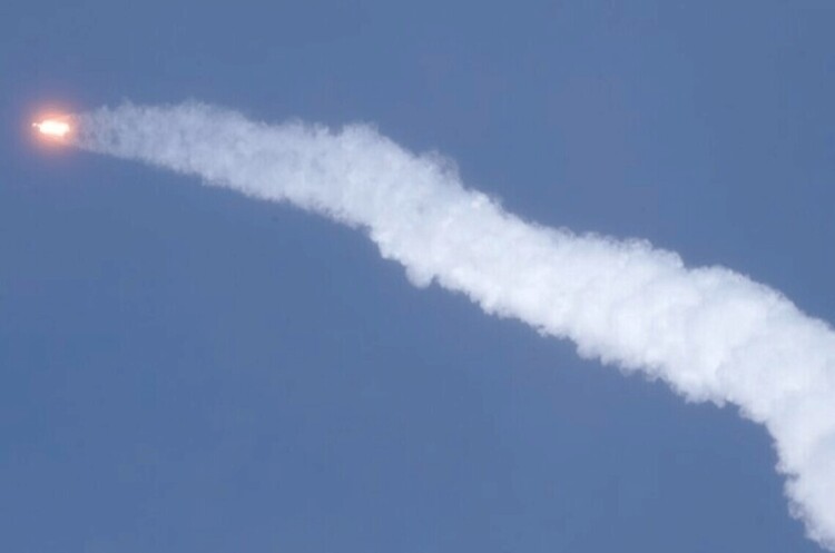 Вранці ворог випустив понад 100 ракет і близько 100 «шахедів» по Україні – Зеленський Вранці ворог випустив понад 100 ракет і близько 100 «шахедів» по Україні – Зеленський