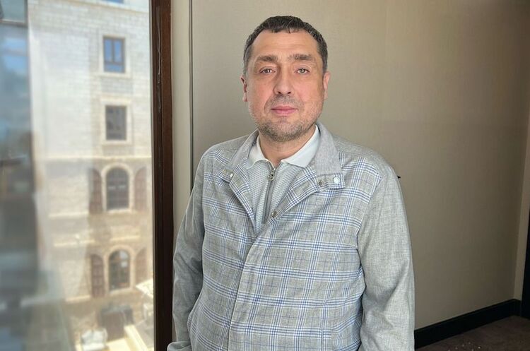 Бізнесмен Свіщов купує компанію-виробника води «Лужанська» і «Поляна Квасова» Бізнесмен Свіщов купує компанію-виробника води «Лужанська» і «Поляна Квасова»