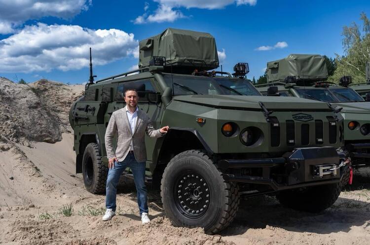 Керівник «Української бронетехніки» Бельбас: уряд перекладає бюджетні проблеми на виробників озброєння Керівник «Української бронетехніки» Бельбас: уряд перекладає бюджетні проблеми на виробників озброєння