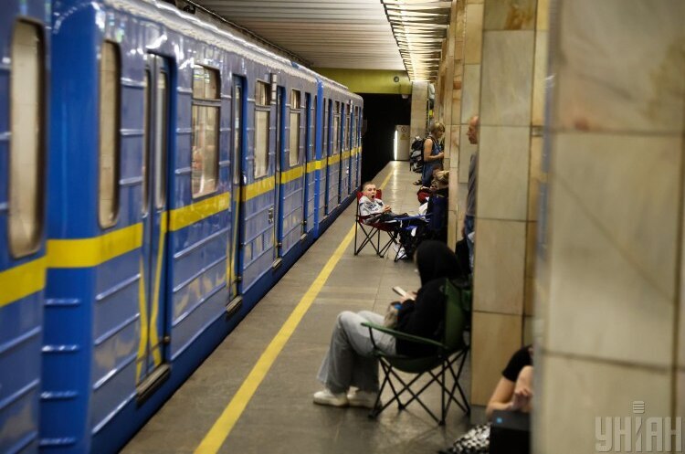 В укриття – як на роботу: чи має право співробітник не працювати під час повітряної тривоги? В укриття – як на роботу: чи має право співробітник не працювати під час повітряної тривоги?