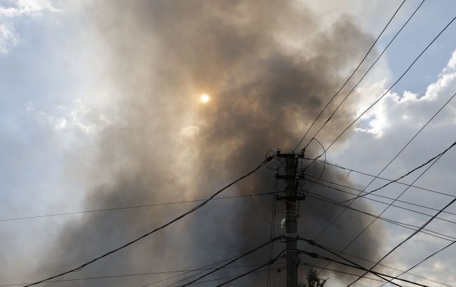 Ворог обстріляв енергообʼєкти в 7 областях України – Міненерго Ворог обстріляв енергообʼєкти в 7 областях України – Міненерго