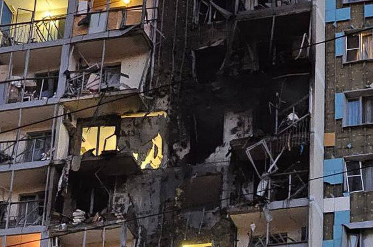 Результат влучання безпілотника по багатоповерхівці в підмосков'ї Дрони-камікадзе масово атакували росію: є влучання