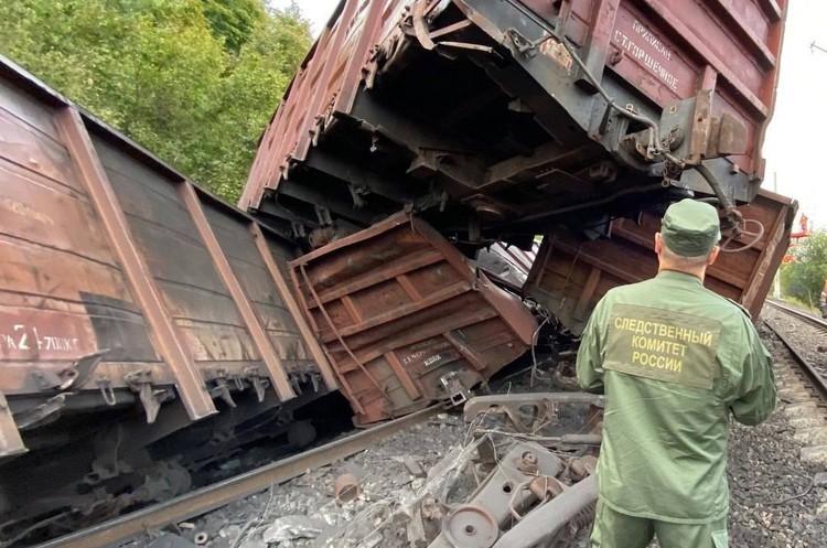 ГУР та ССО влаштували диверсію на російській залізниці ГУР та ССО влаштували диверсію на російській залізниці