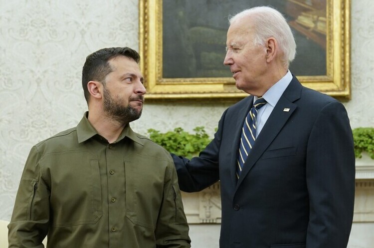 фото Офіційний сайт Президента України Bild: Зеленський говоритиме з Байденом про тимчасове припинення вогню на деяких ділянках фронту
