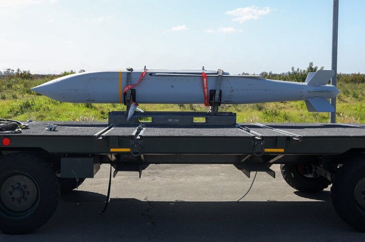 фото DR США надішлють Україні авіабомби JSOW середньої дальності для F-16
